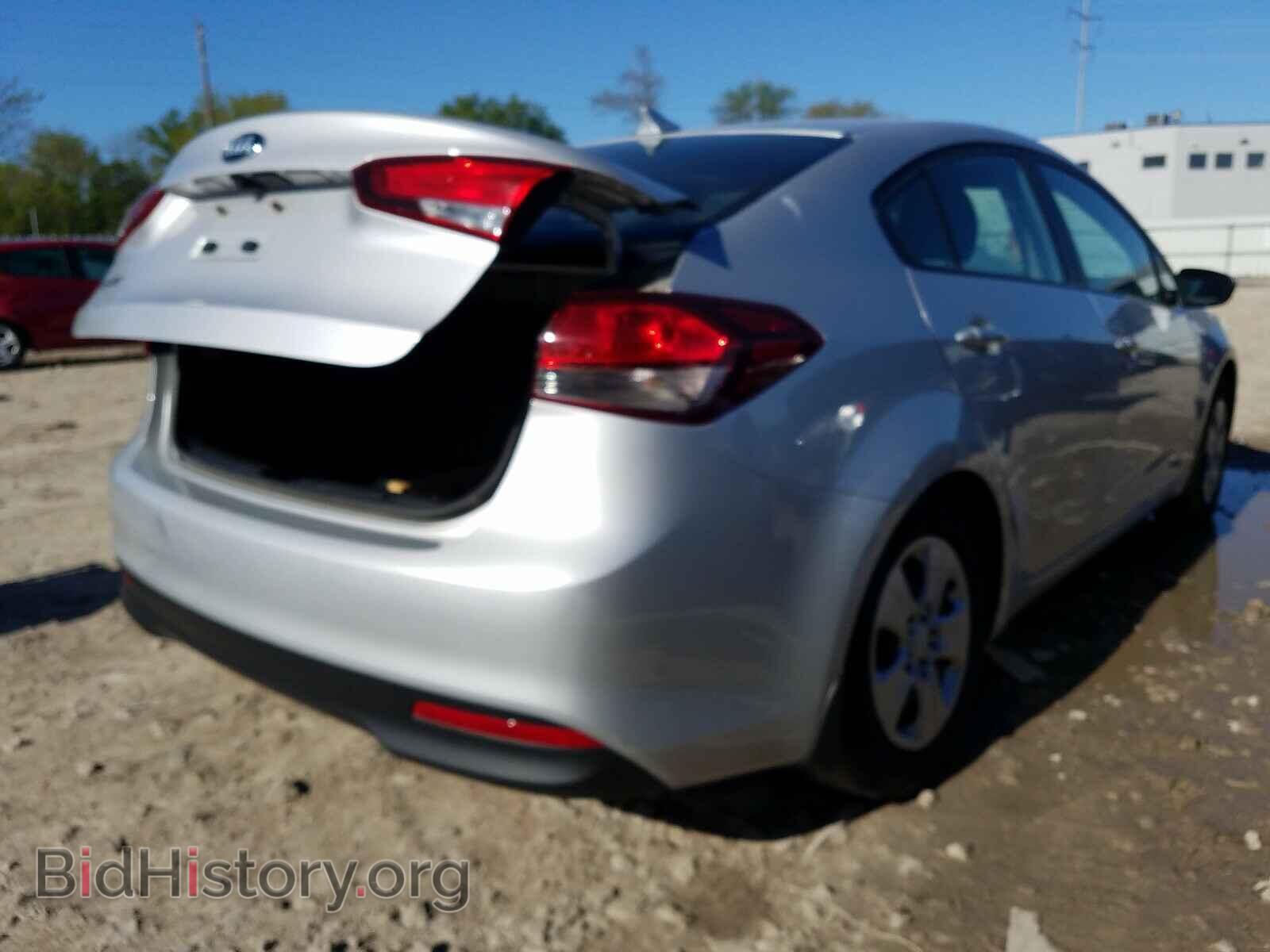 2017 KIA FORTE - VIN: 3KPFL4A72HE049613 - Фото 4
