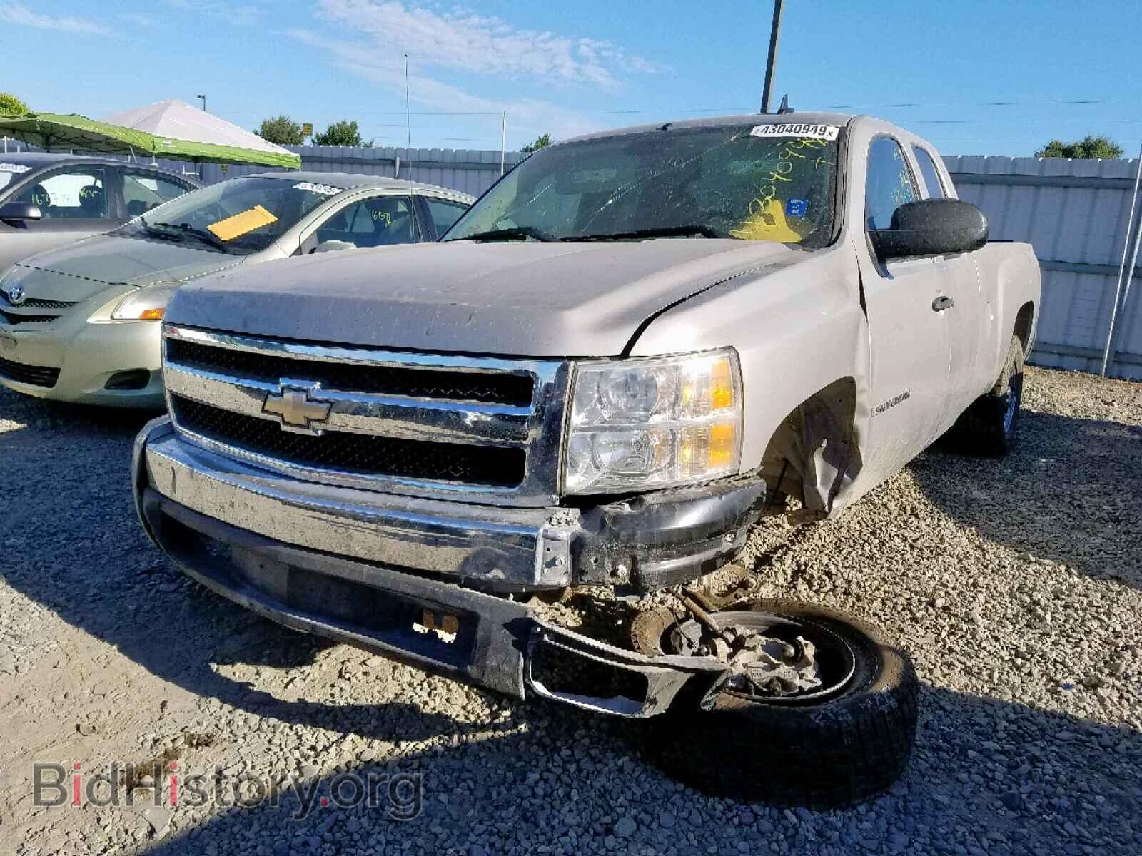 2007 CHEVROLET SILVERADO - VIN: 1GCEC19J97E528888 - Фото 2