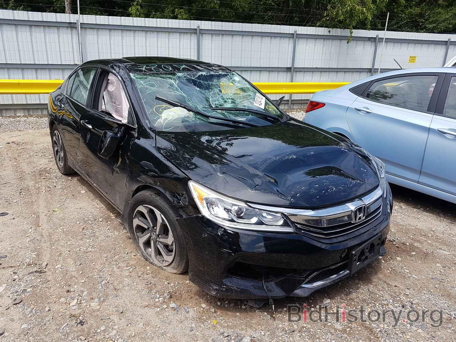 Photo 1HGCR2F82HA161162 - HONDA ACCORD 2017