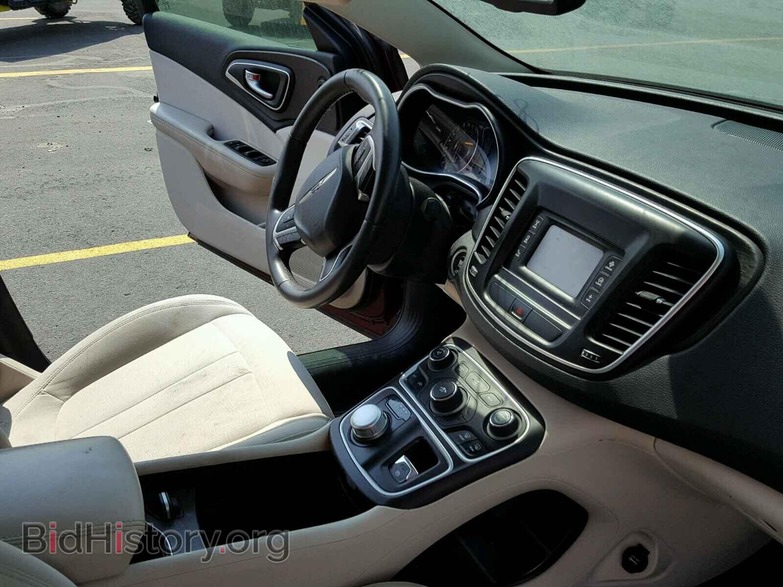 2015 CHRYSLER 200 - VIN: 1C3CCCAB3FN613445 - Photo 9