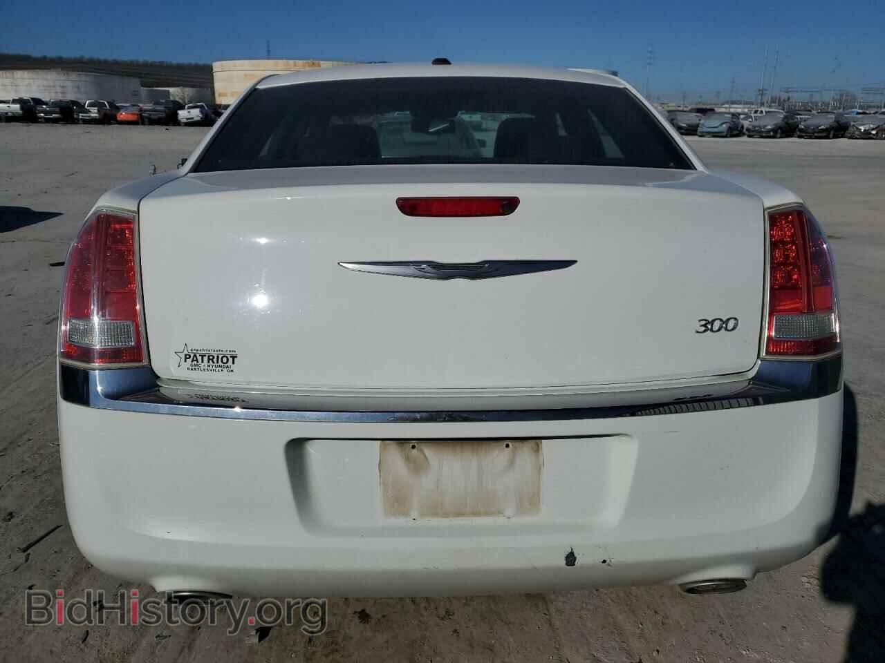 2014 CHRYSLER 300 - VIN: 2C3CCAAG0EH260198 - Фото 6