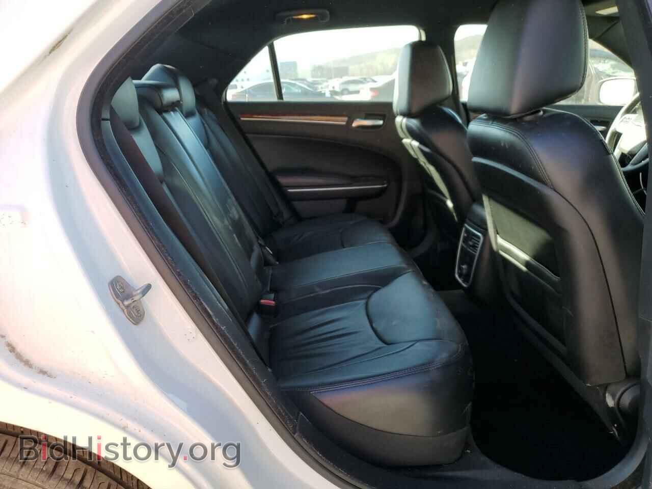 2014 CHRYSLER 300 - VIN: 2C3CCAAG0EH260198 - Фото 10