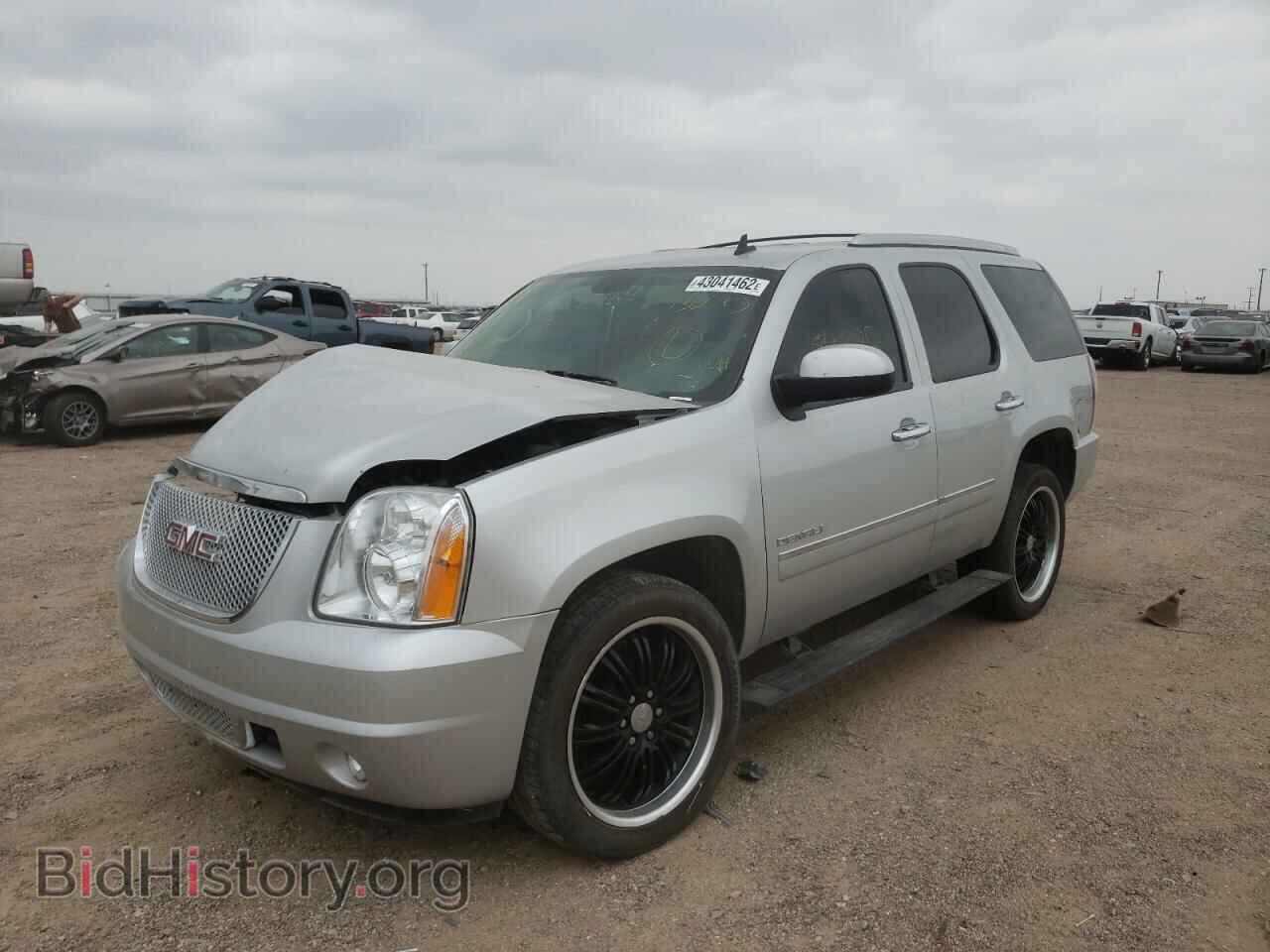2011 GMC YUKON - VIN: 1GKS2EEF3BR133643 - Фото 2