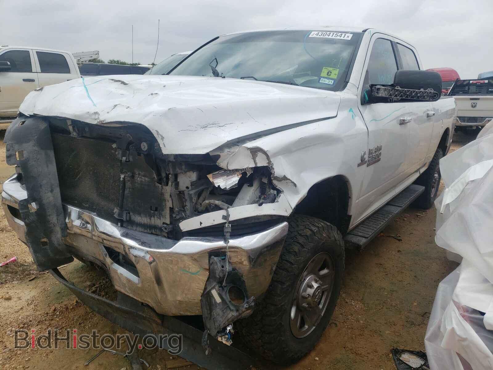 2016 RAM 2500 - VIN: 3C6UR5DL2GG308745 - Photo 2