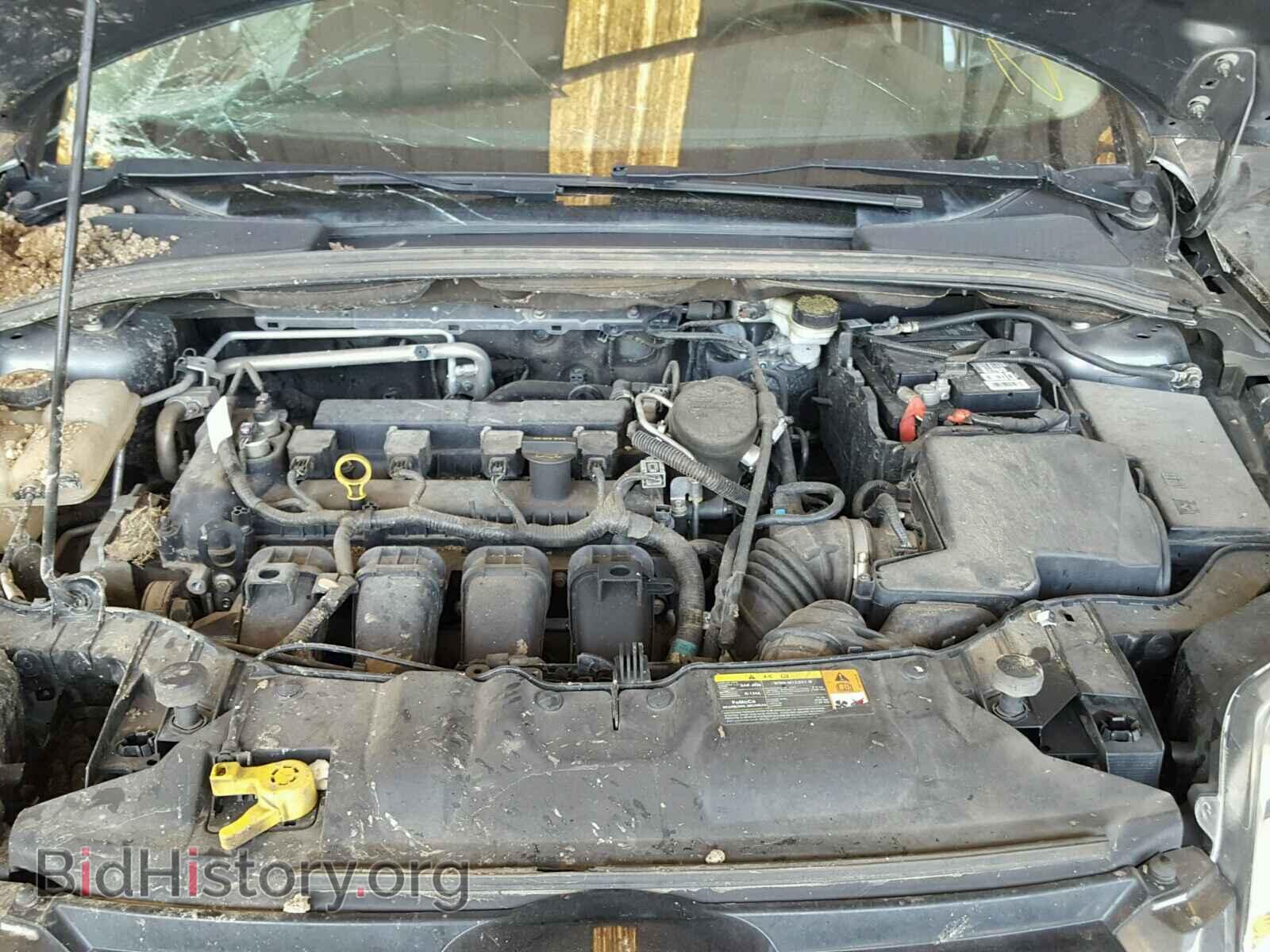2012 Ford FOCUS (VIN 1FAHP3M28CL454193) — photo 7 of 10