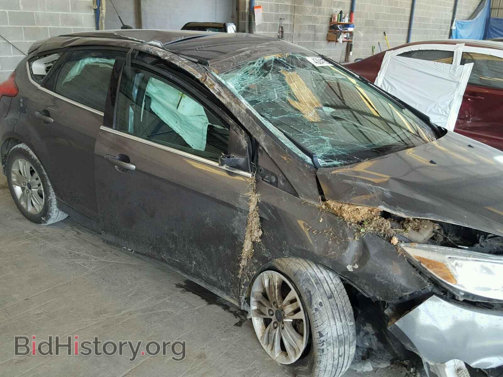 2012 Ford FOCUS (VIN 1FAHP3M28CL454193) — photo 9 of 10
