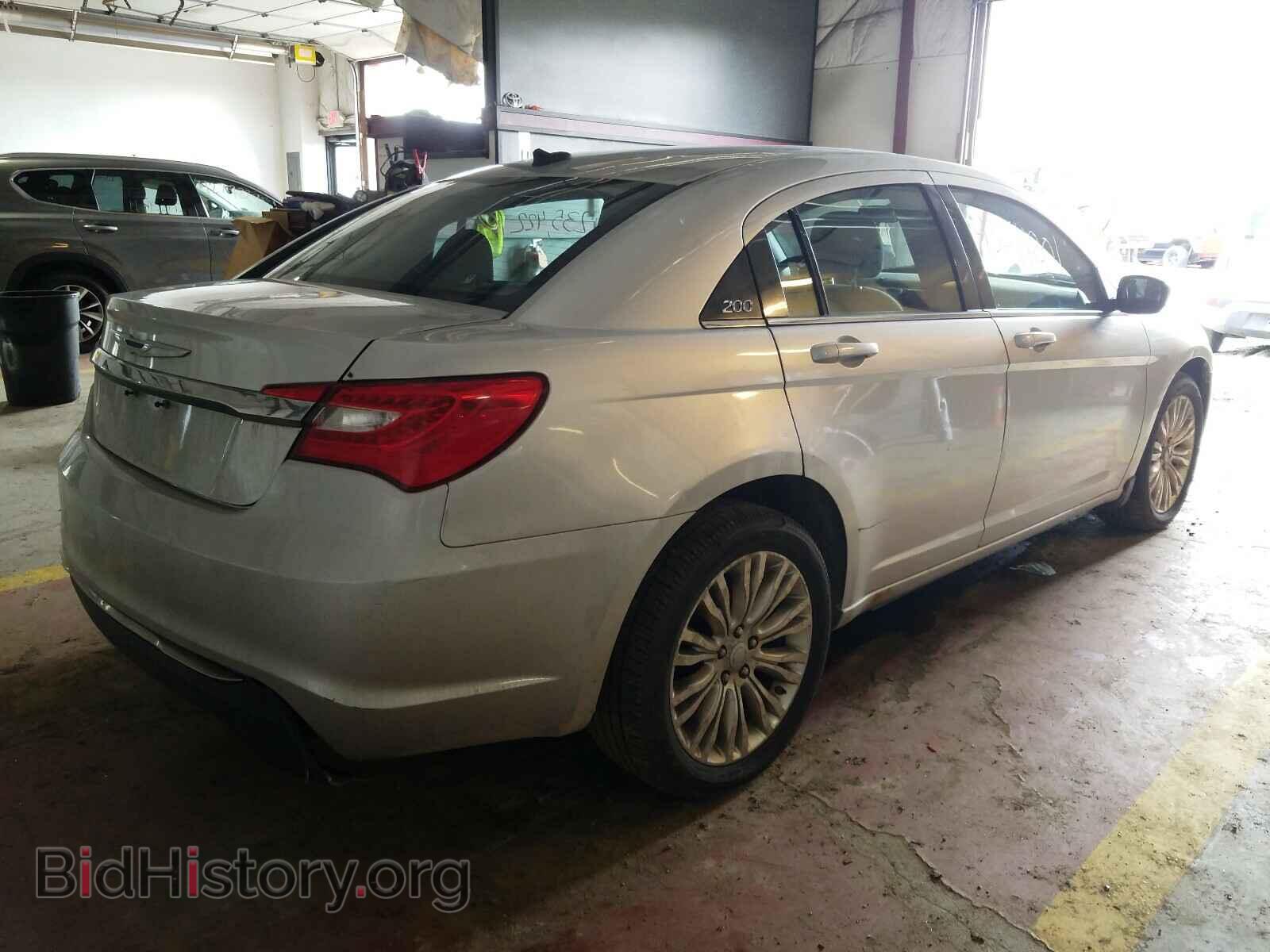 2012 CHRYSLER 200 - VIN: 1C3CCBAB4CN100940 - Фото 4