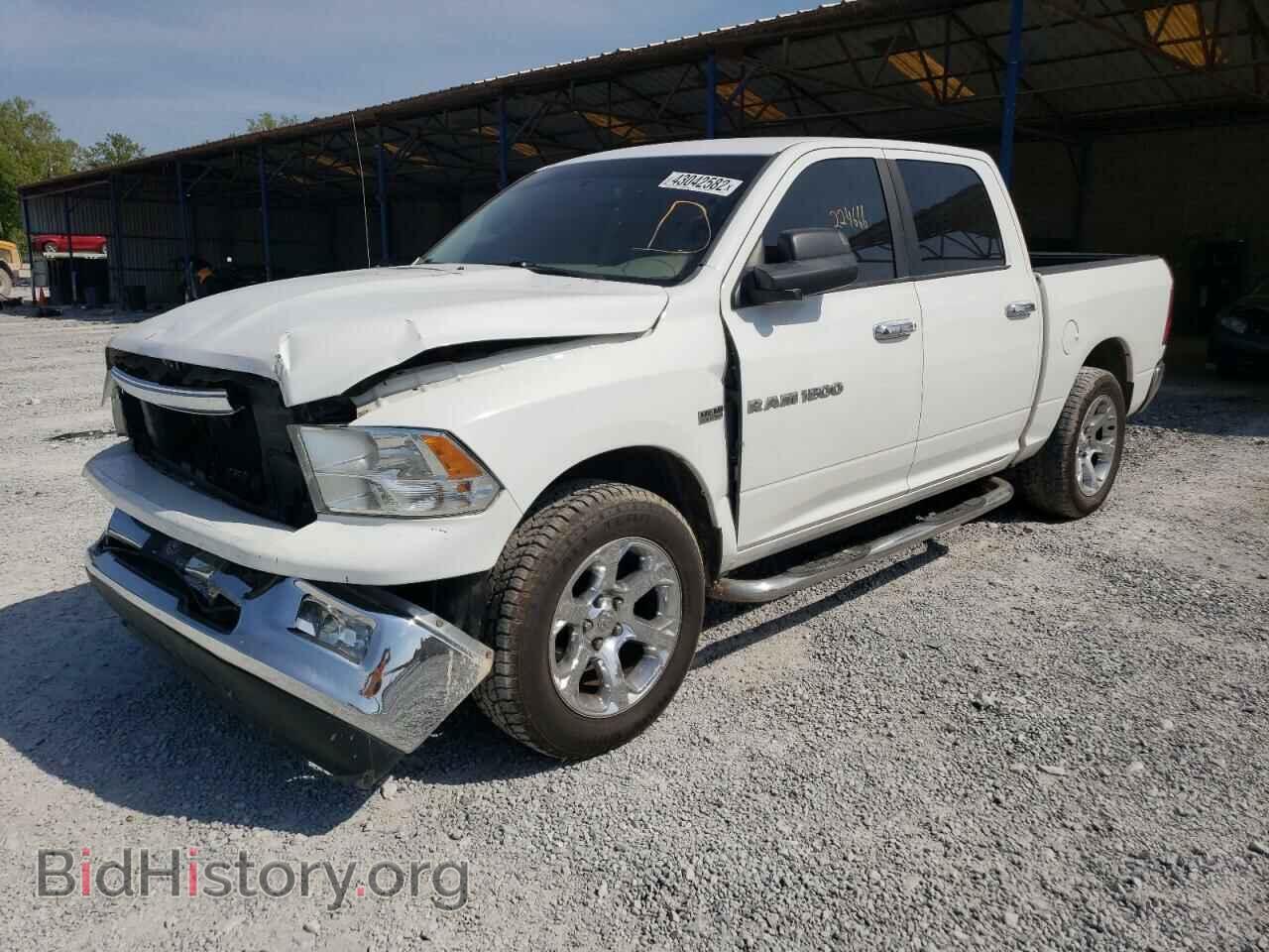 2011 DODGE RAM 1500 - VIN: 1D7RB1CT9BS657762 - Фото 2
