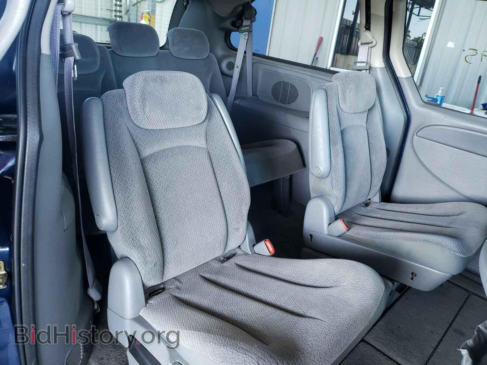 2006 CHRYSLER MINIVAN - VIN: 2A8GP54LX6R629638 - Фото 6