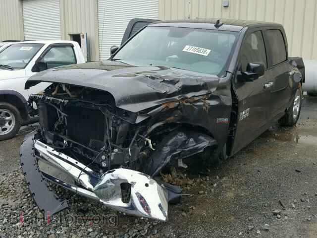 2017 RAM 1500 SLT - VIN: 3C6RR7LT8HG510977 - Фото 2