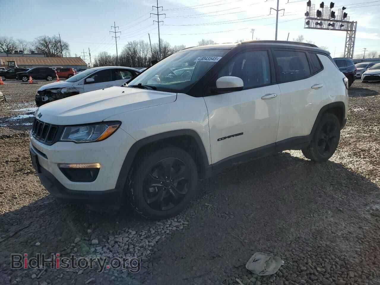 Photo 3C4NJCBB8JT494082 - JEEP COMPASS 2018