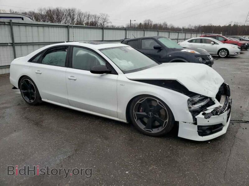 2016 Audi S8 (VIN WUAJ5AFD8GN900070) — photo 4 of 12