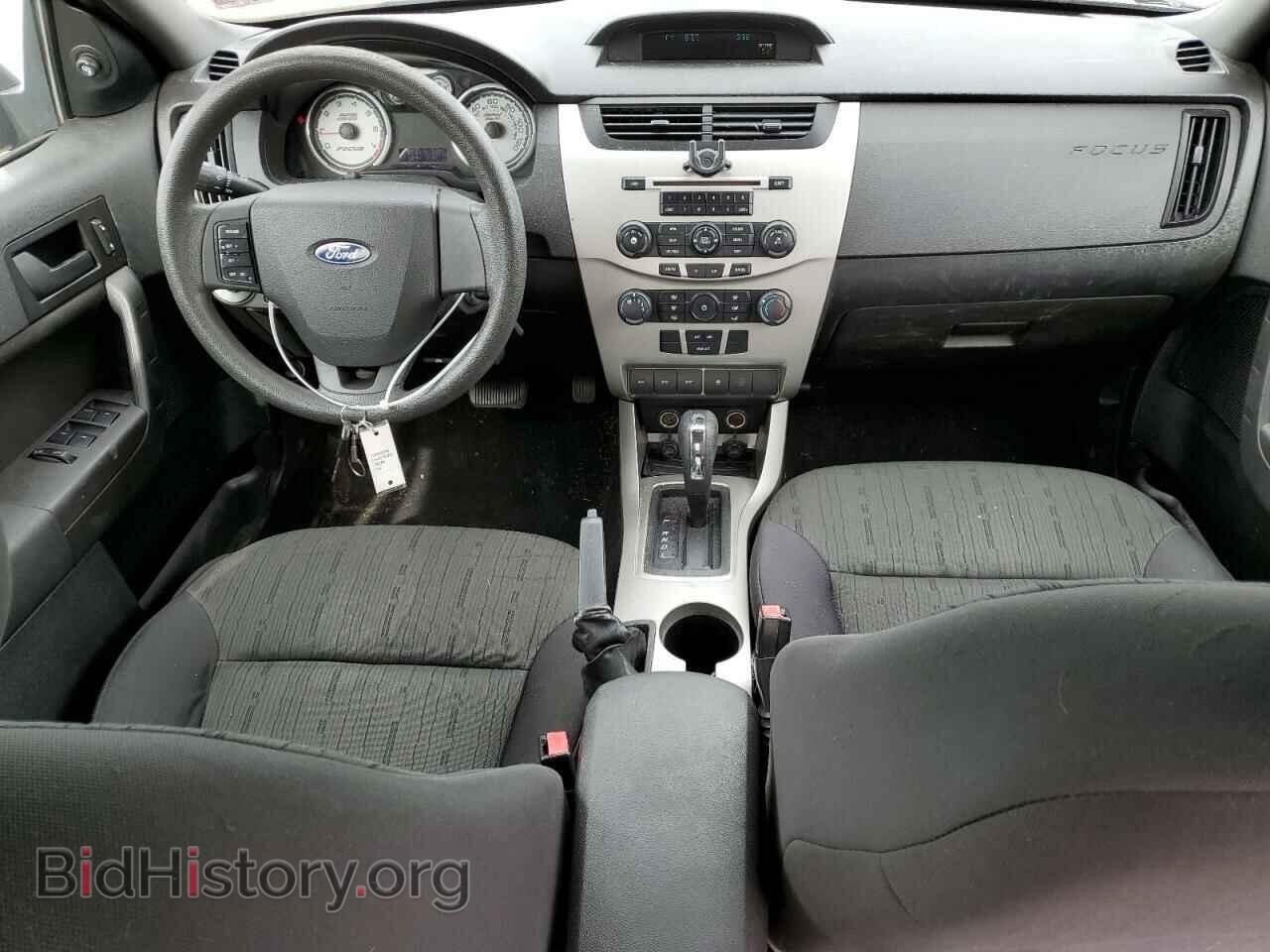 2011 FORD FOCUS - VIN: 1FAHP3FN3BW102384 - Photo 8