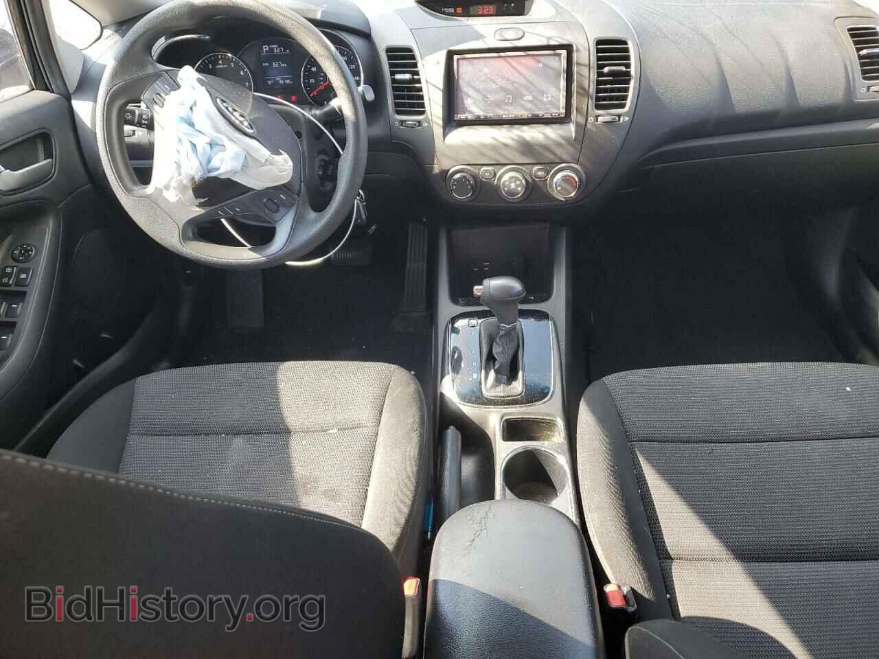2017 KIA FORTE - VIN: 3KPFK4A74HE108695 - Фото 8