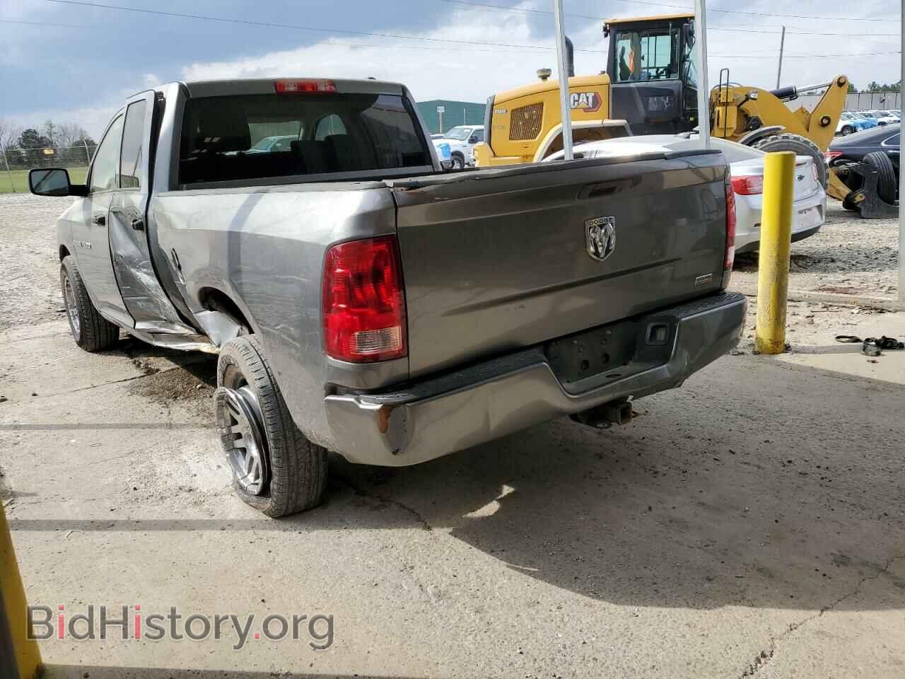 2011 DODGE RAM 1500 - VIN: 1D7RB1GP9BS561045 - Фото 2