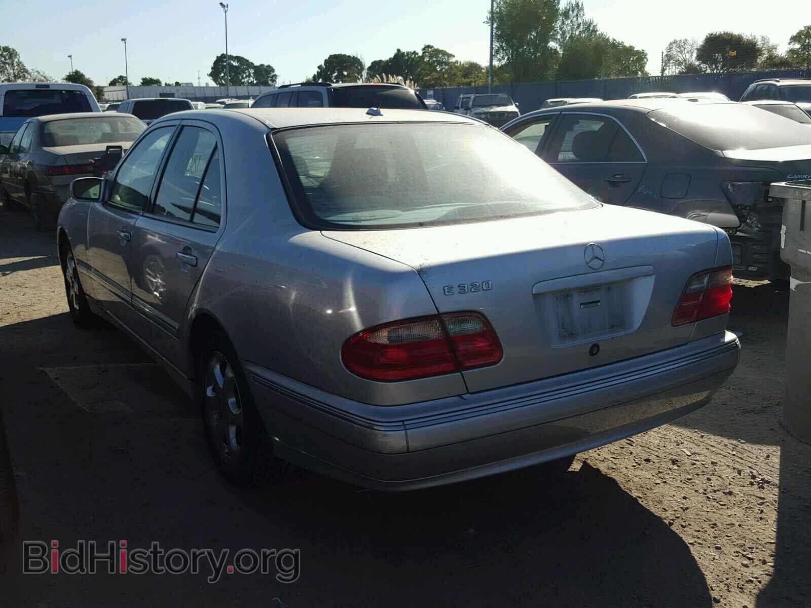 2002 MERCEDES-BENZ E 320 - VIN: WDBJF65J02B455945 - Фото 3