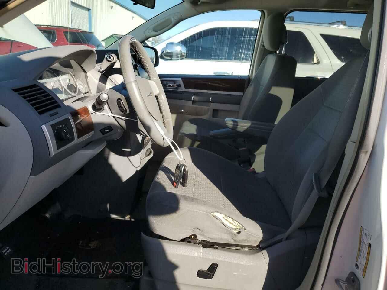 2010 CHRYSLER MINIVAN - VIN: 2A4RR5D17AR350773 - Фото 7