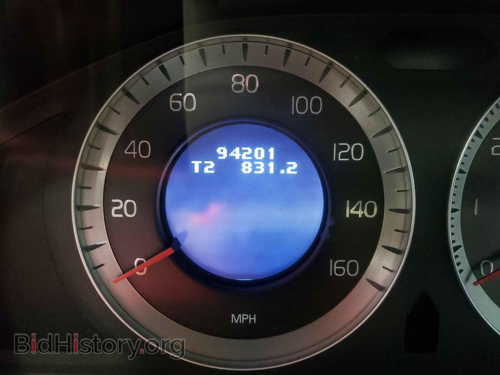 2010 VOLVO XC60 - VIN: YV4992DZ8A2019593 - Фото 8