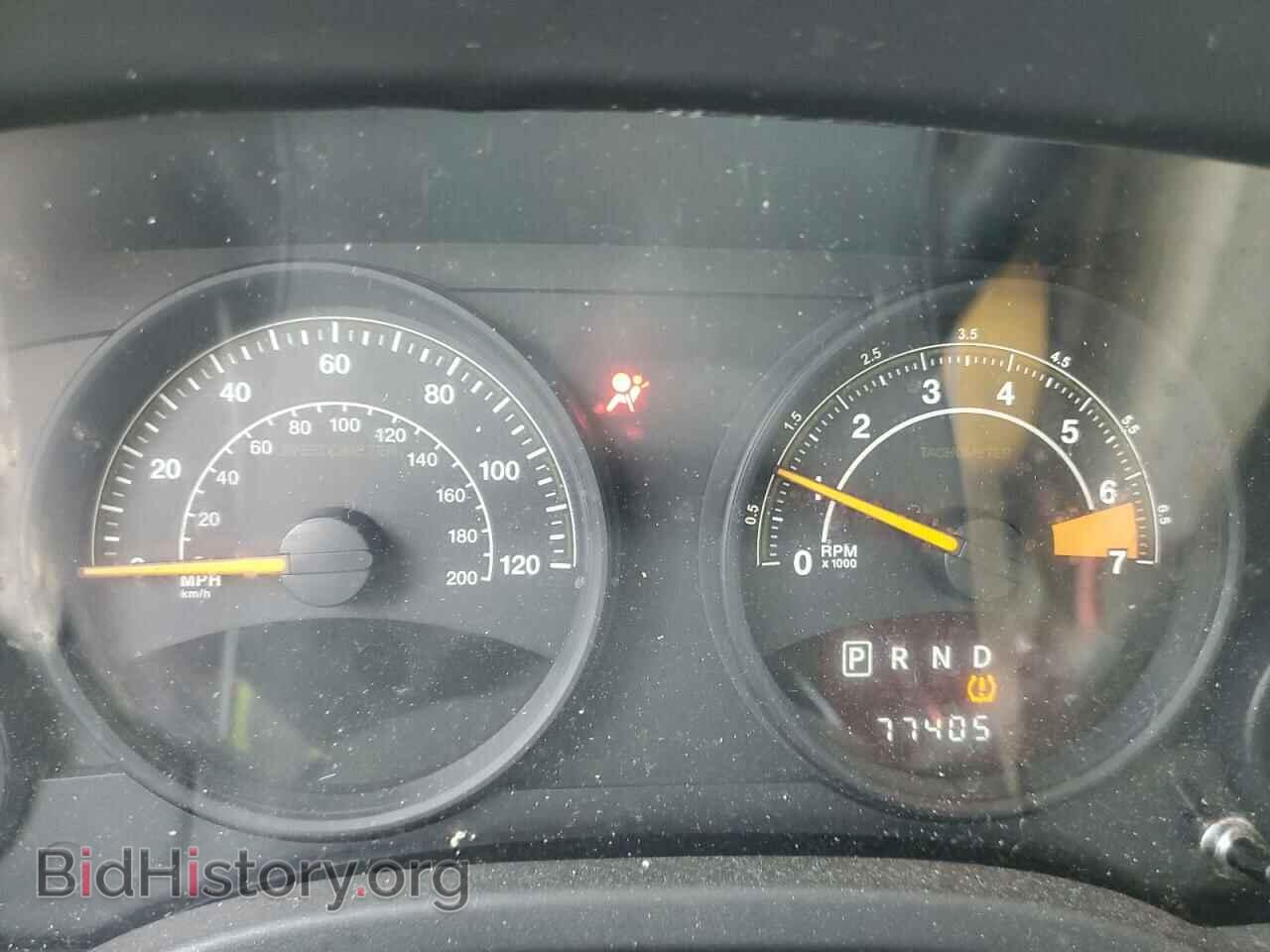 2014 JEEP COMPASS - VIN: 1C4NJCBB0ED909181 - Фото 9