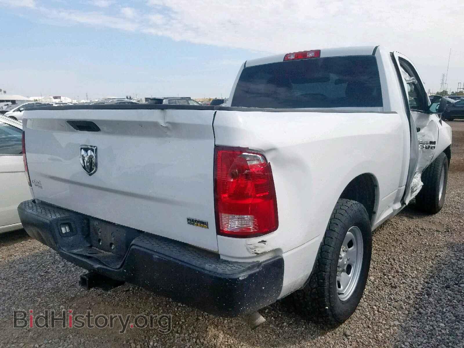 2017 RAM 1500 ST - VIN: 3C6JR6AG9HG704382 - Фото 4
