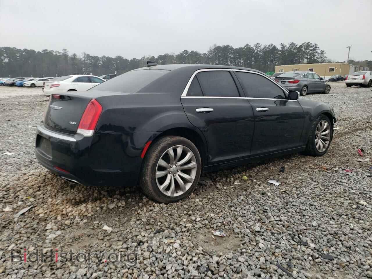 2019 CHRYSLER 300 - VIN: 2C3CCAEG8KH585655 - Фото 3