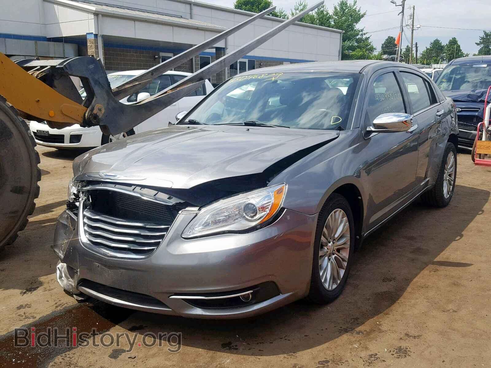 2012 CHRYSLER 200 - VIN: 1C3CCBCG9CN108007 - Фото 2