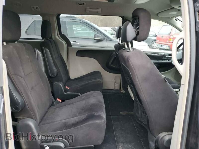 2011 Chrysler MINIVAN (VIN 2A4RR5DG2BR704947) — photo 11 of 13
