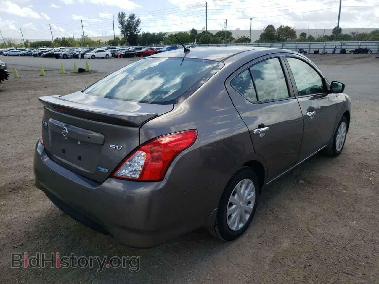 2016 NISSAN VERSA - VIN: 3N1CN7AP1GL879477 - Photo 4