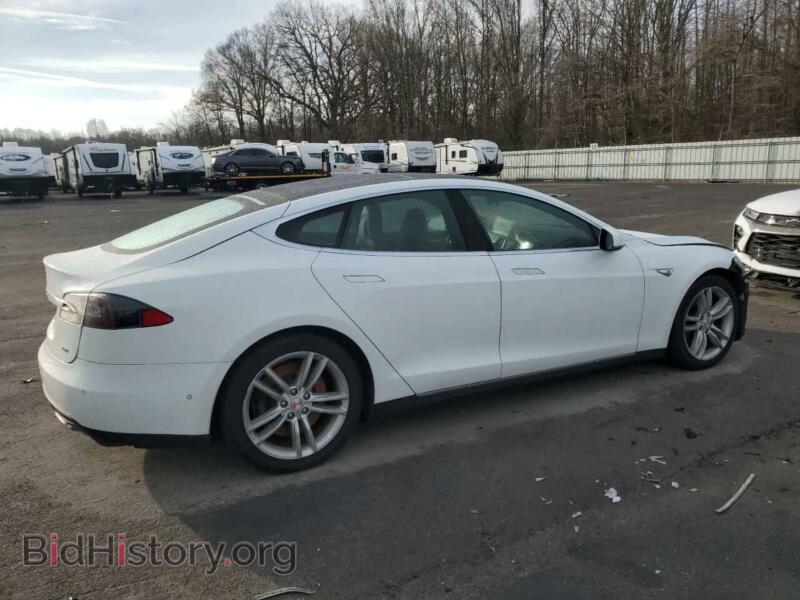 2016 Tesla MODEL S (VIN 5YJSA1E27GF129516) — фото 3 из 13