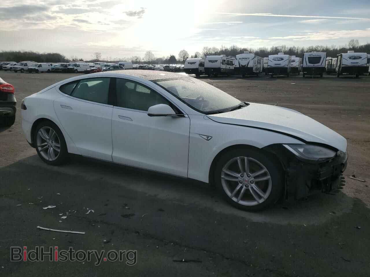 2016 TESLA MODEL S - VIN: 5YJSA1E27GF129516 - Фото 4
