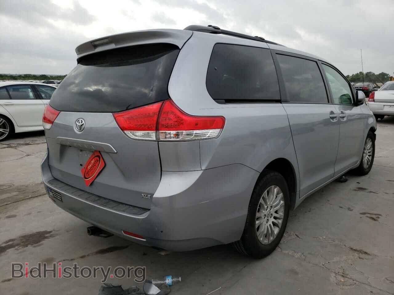 2013 TOYOTA SIENNA - VIN: 5TDYK3DC8DS294852 - Фото 4