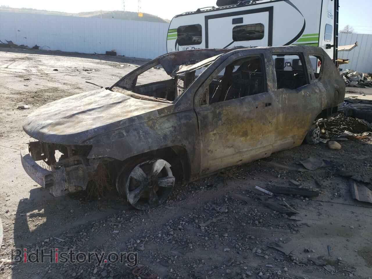Фотография 1C4NJDEB4FD396052 - JEEP COMPASS 2015
