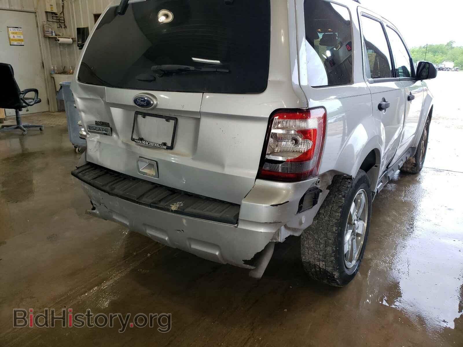 2011 FORD ESCAPE - VIN: 1FMCU0D71BKB72582 - Фото 9