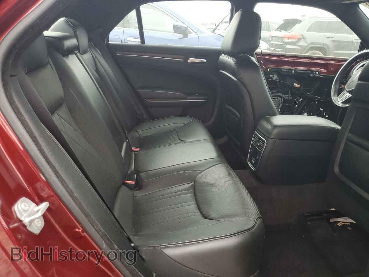 2017 CHRYSLER 300 - VIN: 2C3CCAPT8HH584525 - Фото 10