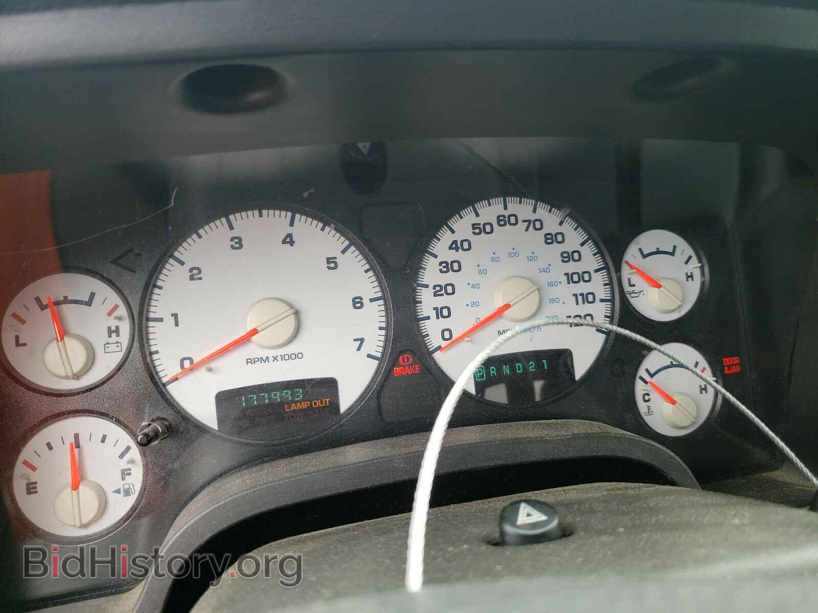 2005 DODGE RAM 1500 - VIN: 1D7HU18D35S255733 - Фото 8