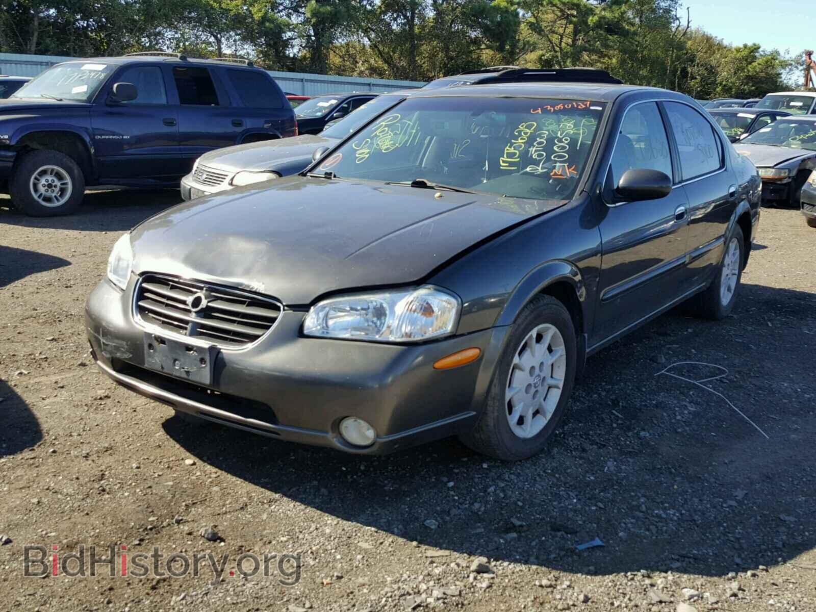 2000 NISSAN MAXIMA - VIN: JN1CA31A7YT004207 - Фото 2