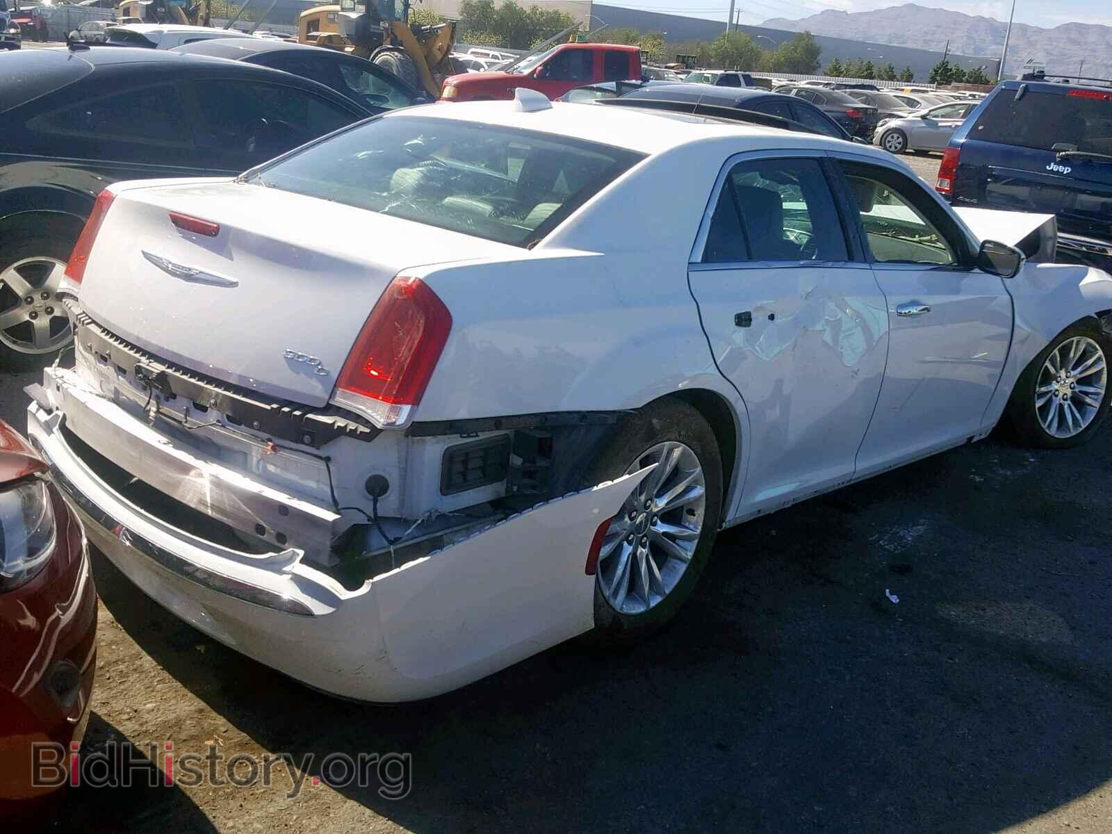 2017 CHRYSLER 300 - VIN: 2C3CCAEG7HH570976 - Фото 4