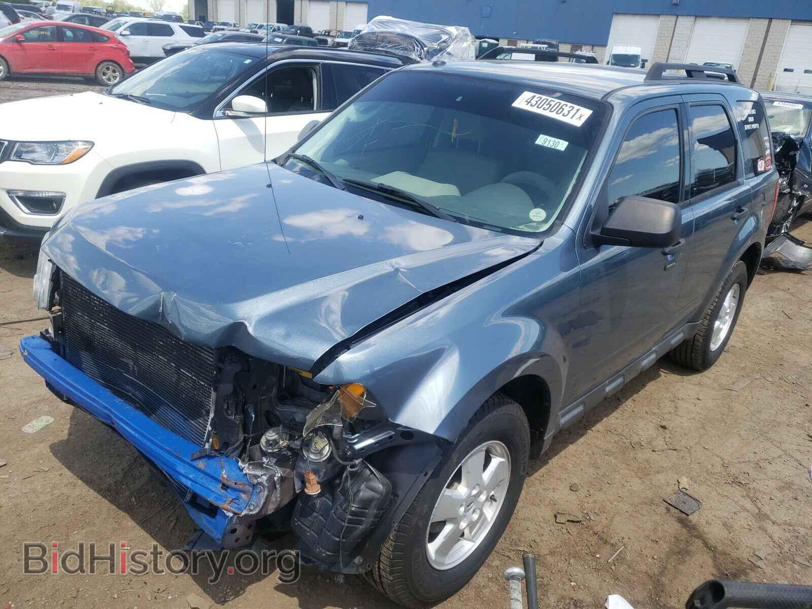2011 FORD ESCAPE - VIN: 1FMCU0D74BKA21073 - Фото 2