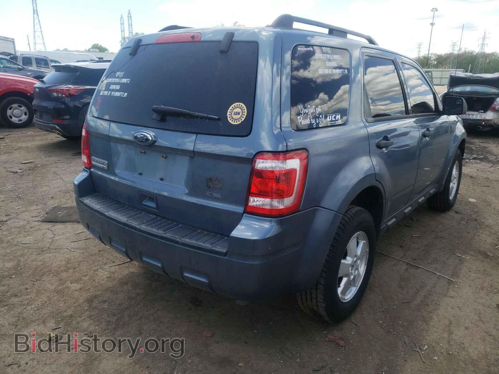 2011 FORD ESCAPE - VIN: 1FMCU0D74BKA21073 - Фото 4