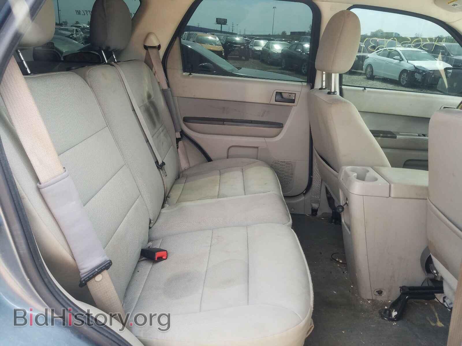 2011 FORD ESCAPE - VIN: 1FMCU0D74BKA21073 - Фото 6