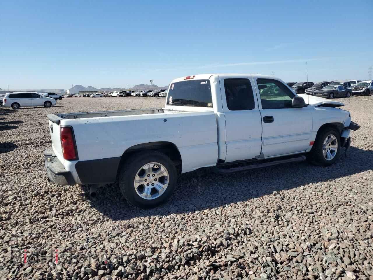 2005 CHEVROLET ALL Models - VIN: 2GCEC19V951200713 - Фото 3