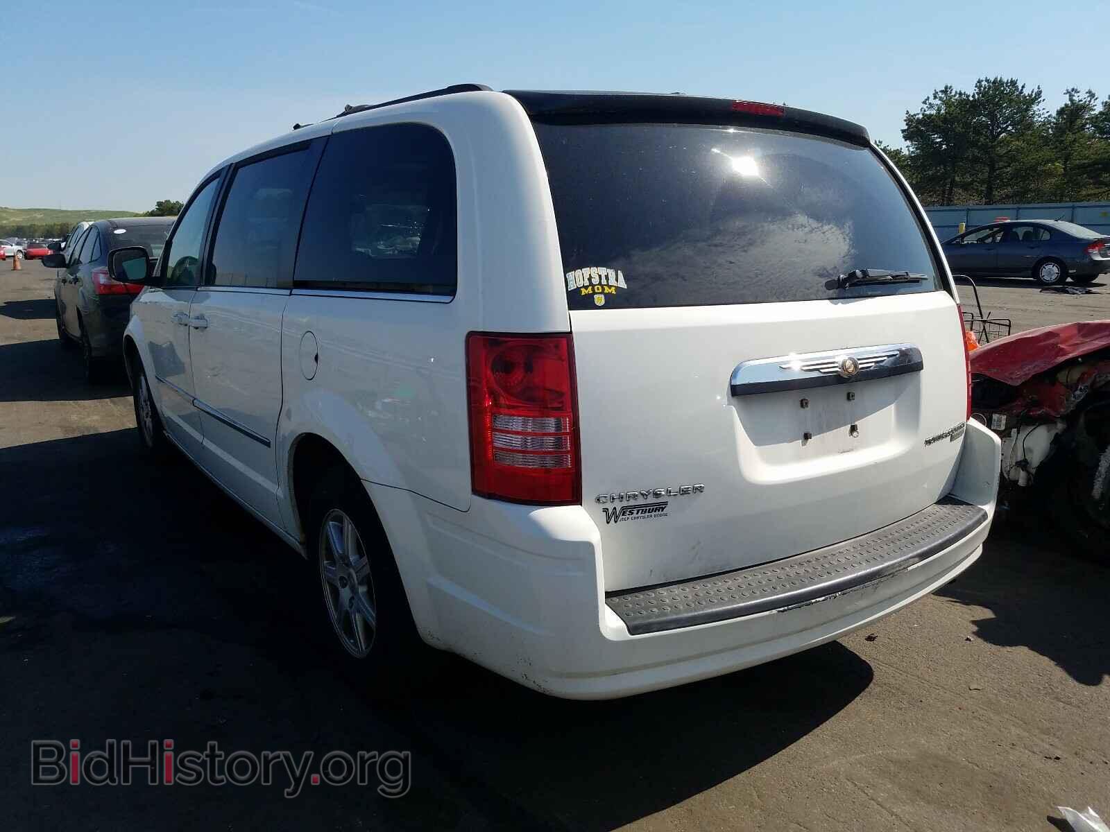 2010 CHRYSLER MINIVAN - VIN: 2A4RR5D10AR150575 - Фото 3