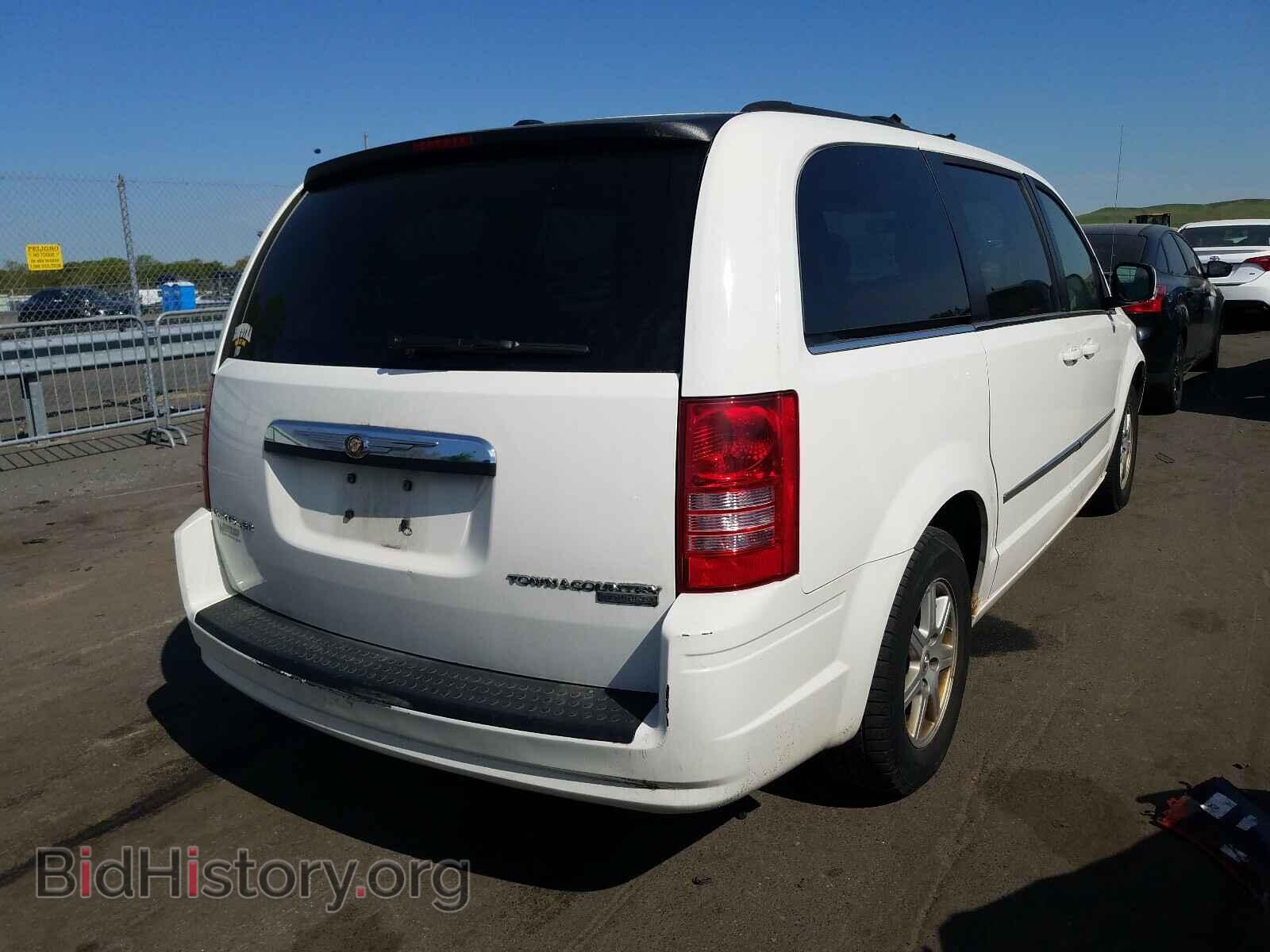 2010 CHRYSLER MINIVAN - VIN: 2A4RR5D10AR150575 - Фото 4