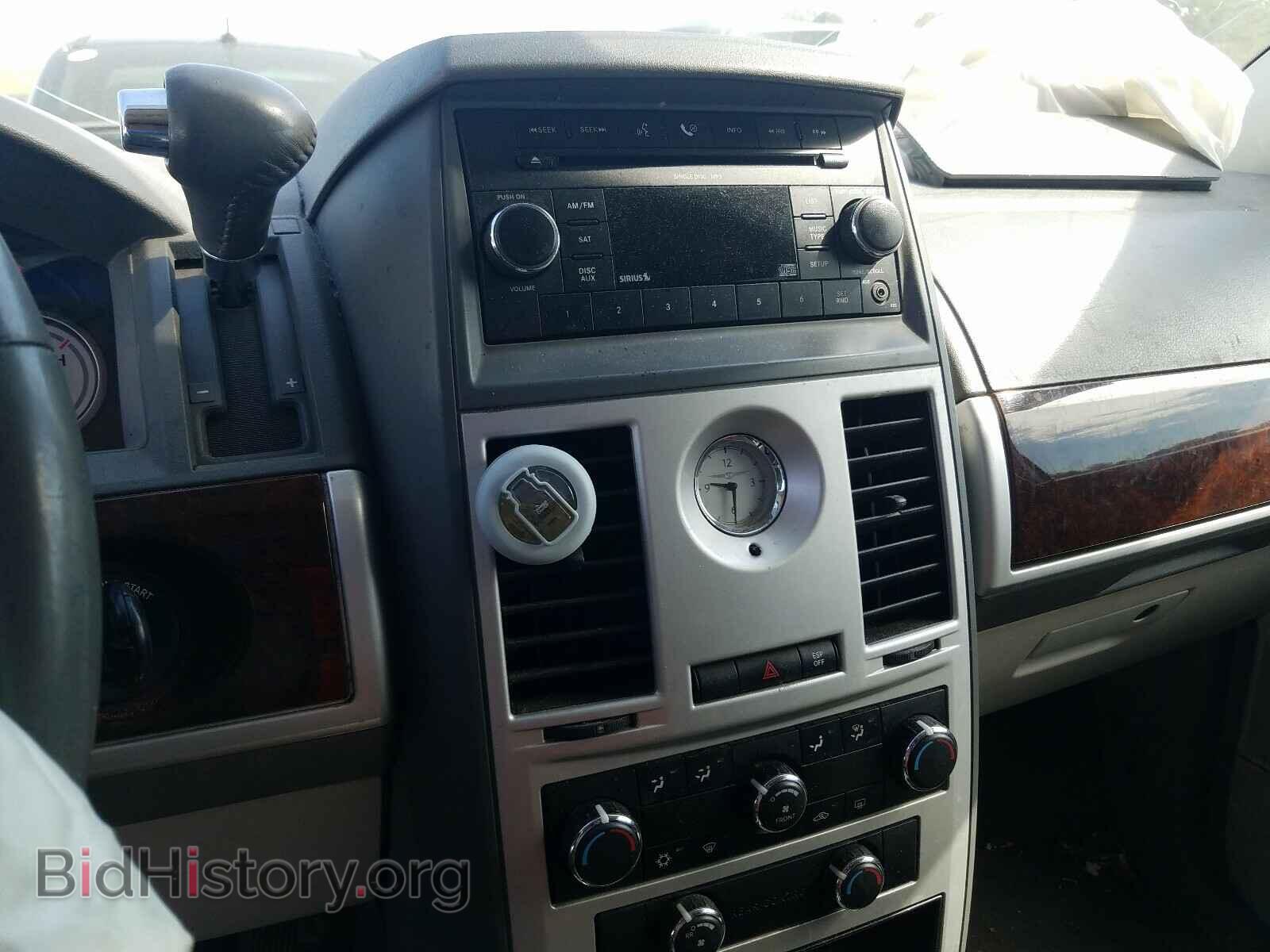 2010 CHRYSLER MINIVAN - VIN: 2A4RR5D10AR150575 - Фото 9