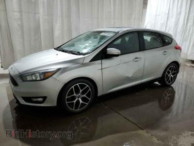 2017 Ford FOCUS SEL, серебристый — VIN 1FADP3M26HL228823, Copart