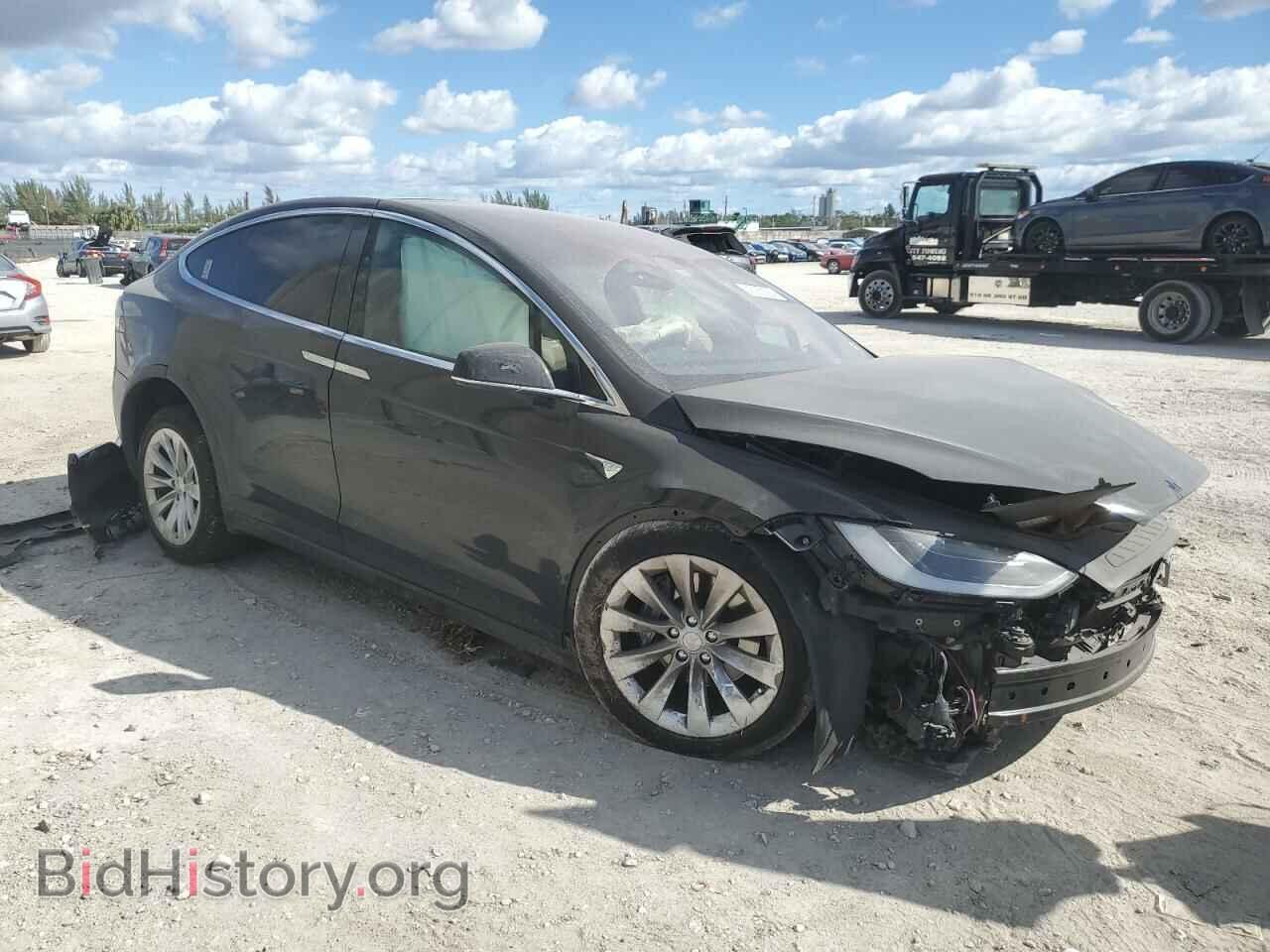 2017 TESLA MODEL X - VIN: 5YJXCDE28HF060922 - Photo 4