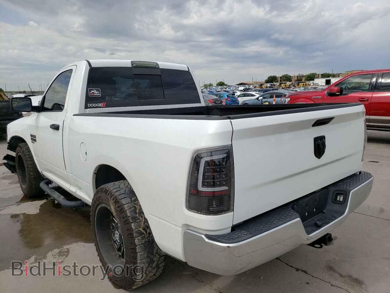 2019 RAM 1500 - VIN: 3C6JR6AG8KG503080 - Фото 3