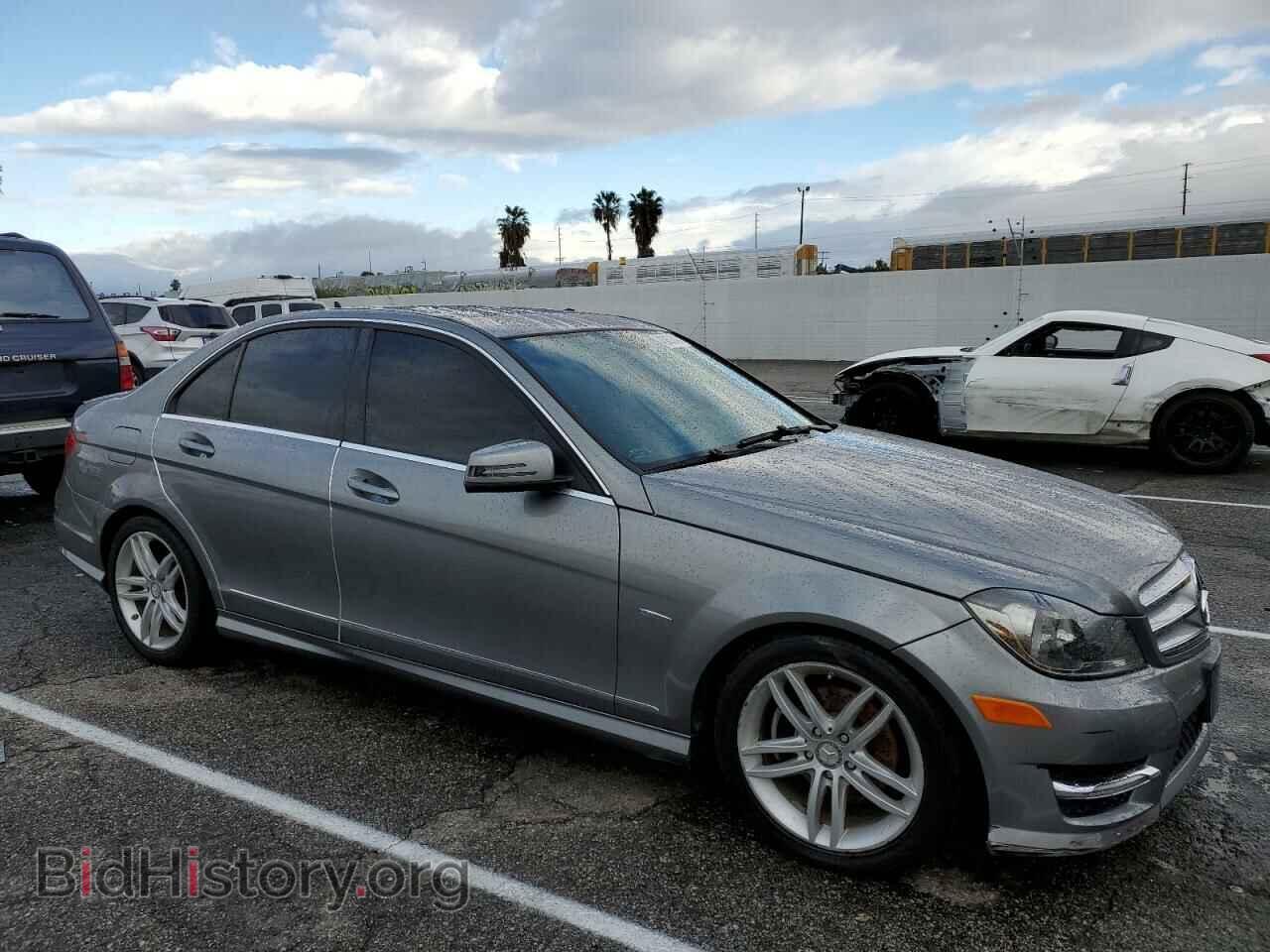 2012 MERCEDES-BENZ C-CLASS - VIN: WDDGF4HB8CA622005 - Фото 4