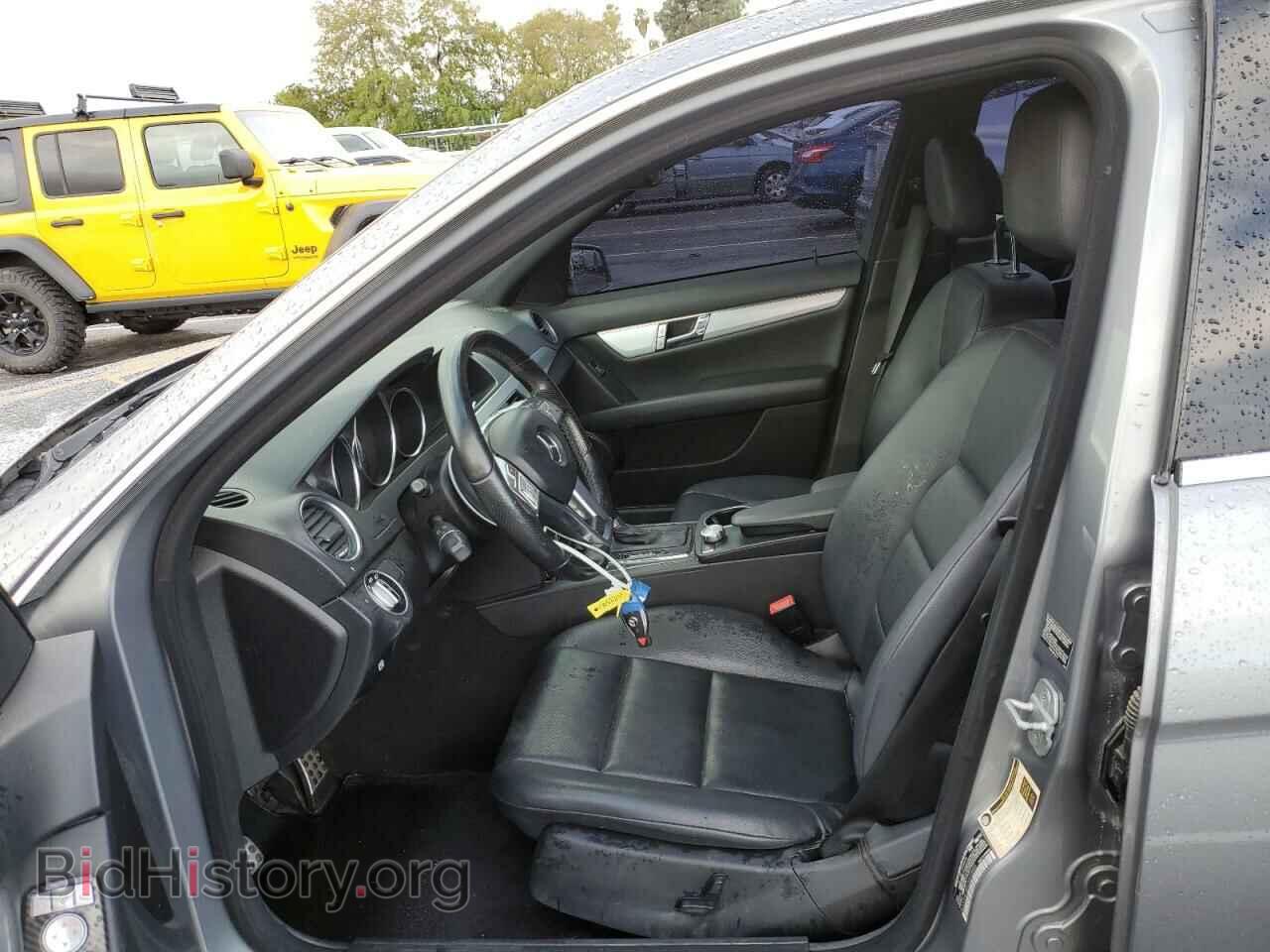 2012 MERCEDES-BENZ C-CLASS - VIN: WDDGF4HB8CA622005 - Фото 7