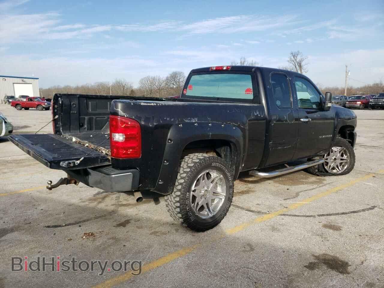 2007 CHEVROLET SILVERADO - VIN: 2GCEC19C771569748 - Фото 3